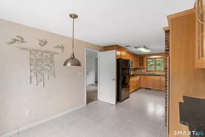 83 Richmond Lane, West Hartford, CT 06117 - Photo 9