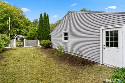 83 Richmond Lane, West Hartford, CT 06117 - Photo 35