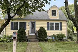 24 Broadway Ave Ext, Stonington, CT 06355 - Photo 1