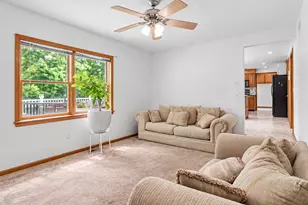 85 Village Ln, Windsor, CT 06095 - Photo 13
