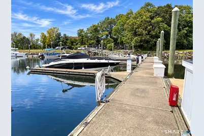 275 Popes Island Road #B9, Milford, CT 06461 - Photo 5