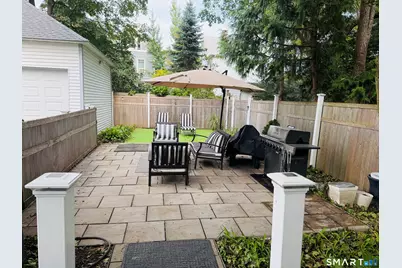 17 Cottage Street #1, New Haven, CT 06511 - Photo 27