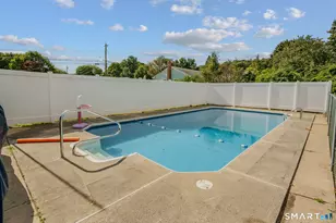 10 Lark St, Waterford, CT 06385 - Photo 25