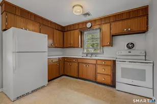 10 Lark St, Waterford, CT 06385 - Photo 11
