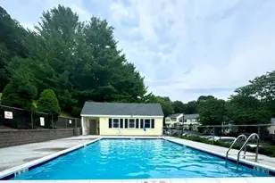 25 Padanaram Rd, Danbury, CT 06811 - Photo 3