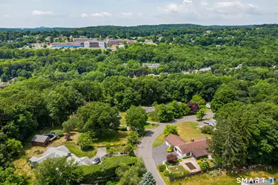 10 Horseshoe Drive, Danbury, CT 06811 - Photo 33