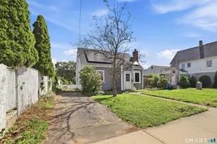 461 Townsend Ave, New Haven, CT 06512 - Photo 3