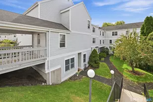 55 Mill Plain Rd, Danbury, CT 06811 - Photo 29