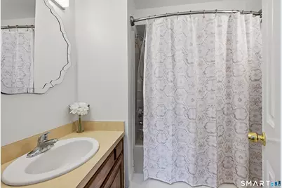 55 Mill Plain Road #32-1, Danbury, CT 06811 - Photo 17