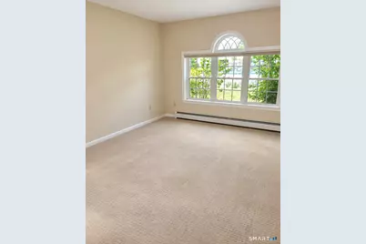 271 Vineyard Avenue, Newington, CT 06111 - Photo 9