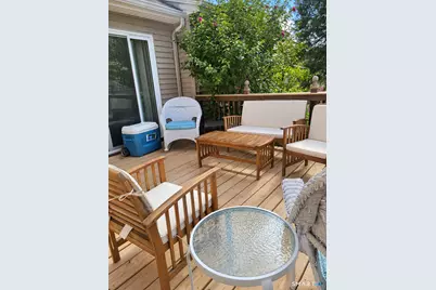 271 Vineyard Avenue, Newington, CT 06111 - Photo 13