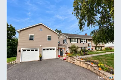 271 Vineyard Avenue, Newington, CT 06111 - Photo 1