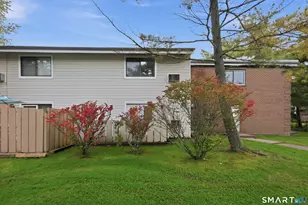 69 Sutton Pl, Bloomfield, CT 06002 - Photo 21