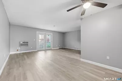 69 Sutton Place #69, Bloomfield, CT 06002 - Photo 9