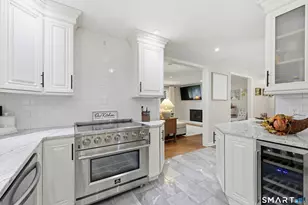 95 Moravia Rd, Avon, CT 06001 - Photo 1
