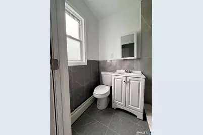 52 Clinton Avenue, Bridgeport, CT 06605 - Photo 17