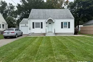 48 Washington Rd, Hamden, CT 06518 - Photo 1
