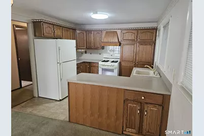 21 Platt Street, Ansonia, CT 06401 - Photo 3