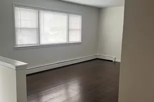 24 Mayflower Ave, Stamford, CT 06906 - Photo 3