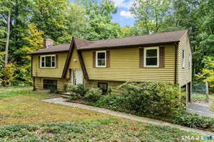 32 Woodhaven Dr, Burlington, CT 06013 - Photo 1