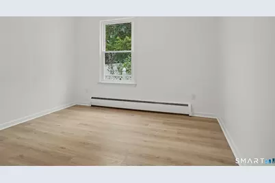 28 East Walnut Street, Stamford, CT 06902 - Photo 5