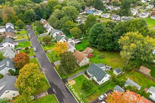 143 Federal St, West Hartford, CT 06110 - Photo 3