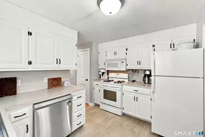 143 Federal Street, West Hartford, CT 06110 - Photo 15