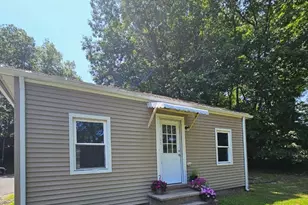 916 Middle St, Bristol, CT 06010 - Photo 3