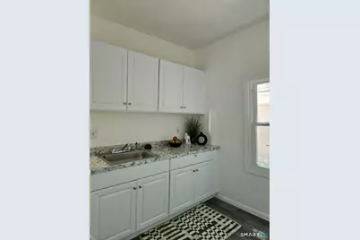 916 Middle Street, Bristol, CT 06010 - Photo 9