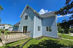 62 Benham Ave, Waterford, CT 06375 - Photo 21