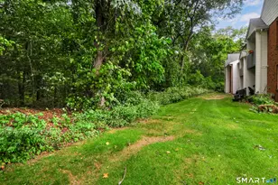 9 Concorde Way, Windsor Locks, CT 06096 - Photo 17