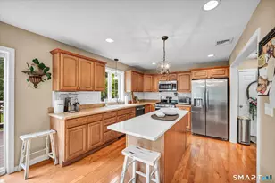 208 Debbie Dr, Meriden, CT 06451 - Photo 13