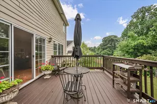 208 Debbie Dr, Meriden, CT 06451 - Photo 37