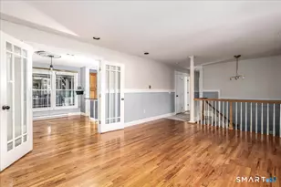 8 Royal Rd, Danbury, CT 06811 - Photo 5