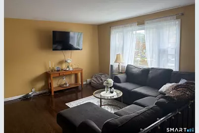 20 Heritage Place, Bridgeport, CT 06606 - Photo 19
