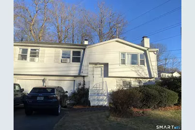 20 Heritage Place, Bridgeport, CT 06606 - Photo 1