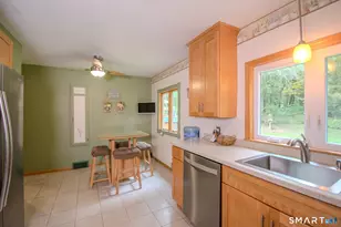 59 Case St, Norwich, CT 06360 - Photo 7