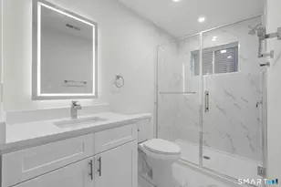 131 Columbia St, Bridgeport, CT 06604 - Photo 31