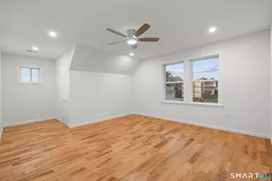 131 Columbia St, Bridgeport, CT 06604 - Photo 21