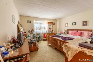 1087 Blue Hills Ave, Bloomfield, CT 06002 - Photo 11