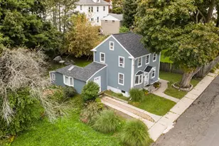 9 Holley St, Danbury, CT 06810 - Photo 1