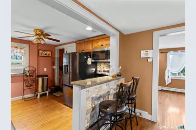 9 Holley Street, Danbury, CT 06810 - Photo 5