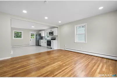 329 Greenwood Street, Bridgeport, CT 06606 - Photo 3