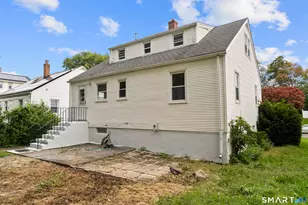 329 Greenwood St, Bridgeport, CT 06606 - Photo 33