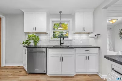 6 Hepworth Street, Bristol, CT 06010 - Photo 7
