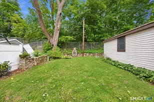68 Beardsley Ave, Naugatuck, CT 06770 - Photo 27