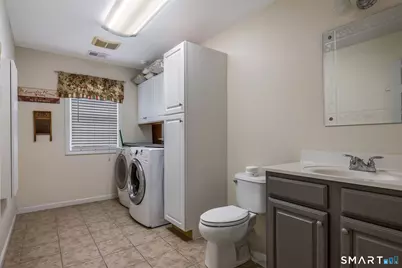 9 Pierpont Court, North Haven, CT 06473 - Photo 25