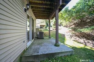 1801 Larson Dr, Danbury, CT 06810 - Photo 31