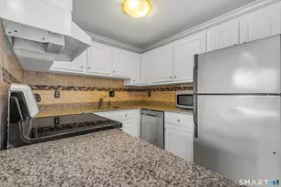 1700 Broadbridge Ave, Stratford, CT 06614 - Photo 23