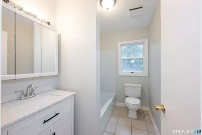 799 Foxon Road, East Haven, CT 06513 - Photo 13